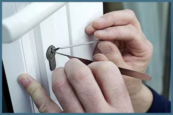 Safe Key Shop Miami, FL 305-744-5508 - 1-lock-smith-services